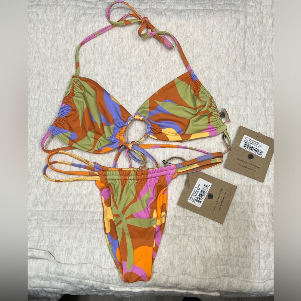Hawaiian Bikini 3 Piece Set